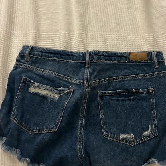 Garage High rise denim shorts - Picture 2 of 3